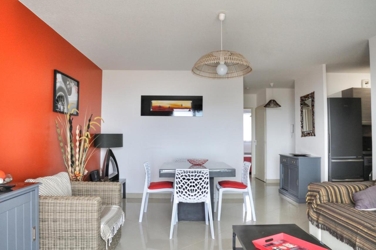 T3 Vue Mer 100M De La Plage Wifi Et Parking Saint-Pierre-la-Mer  المظهر الخارجي الصورة