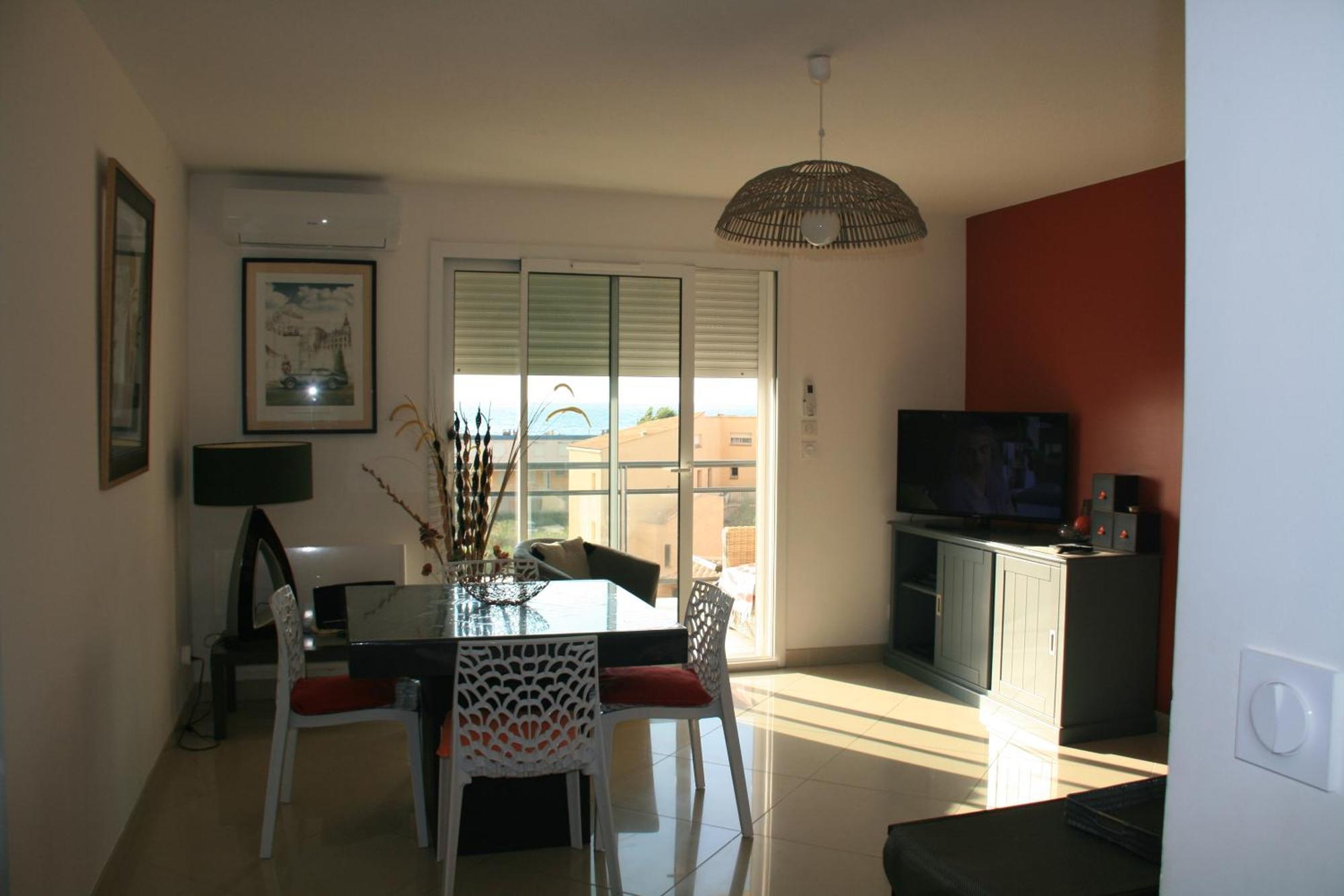 T3 Vue Mer 100M De La Plage Wifi Et Parking Saint-Pierre-la-Mer  المظهر الخارجي الصورة
