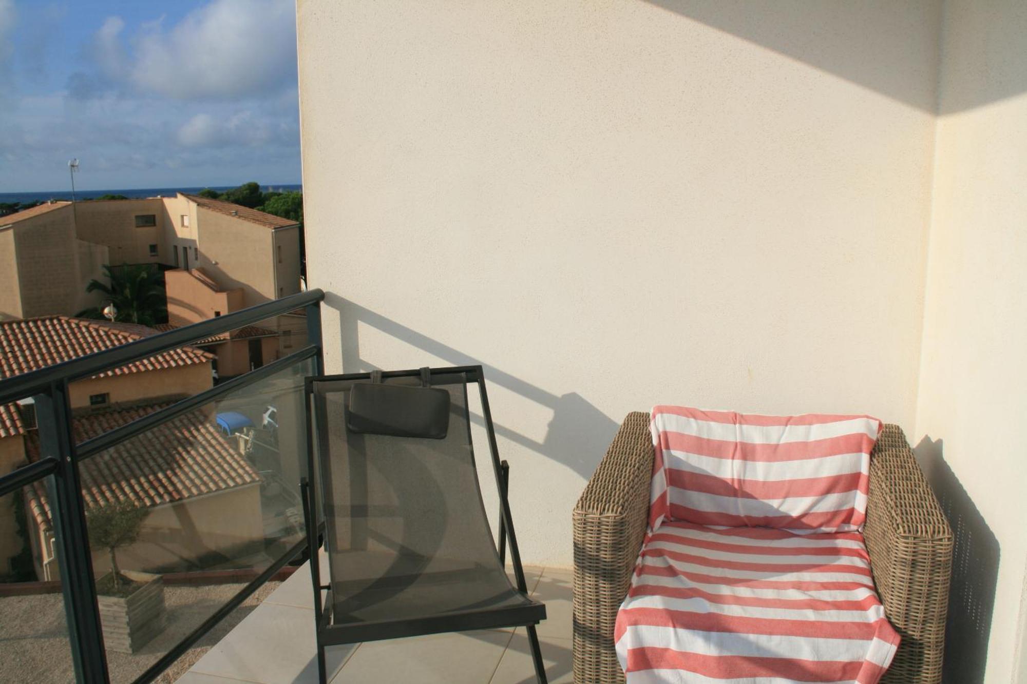 T3 Vue Mer 100M De La Plage Wifi Et Parking Saint-Pierre-la-Mer  المظهر الخارجي الصورة